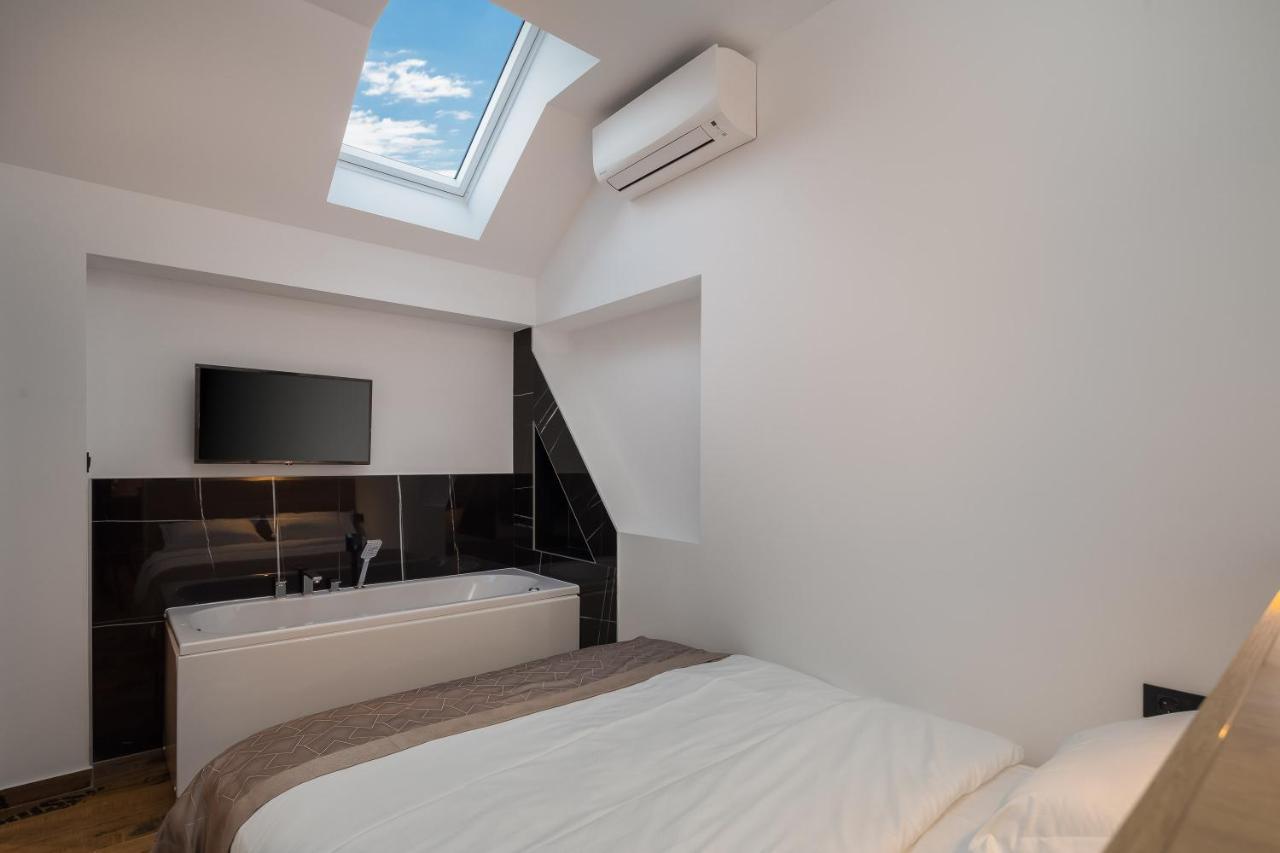 Top Rooms Сплит Екстериор снимка