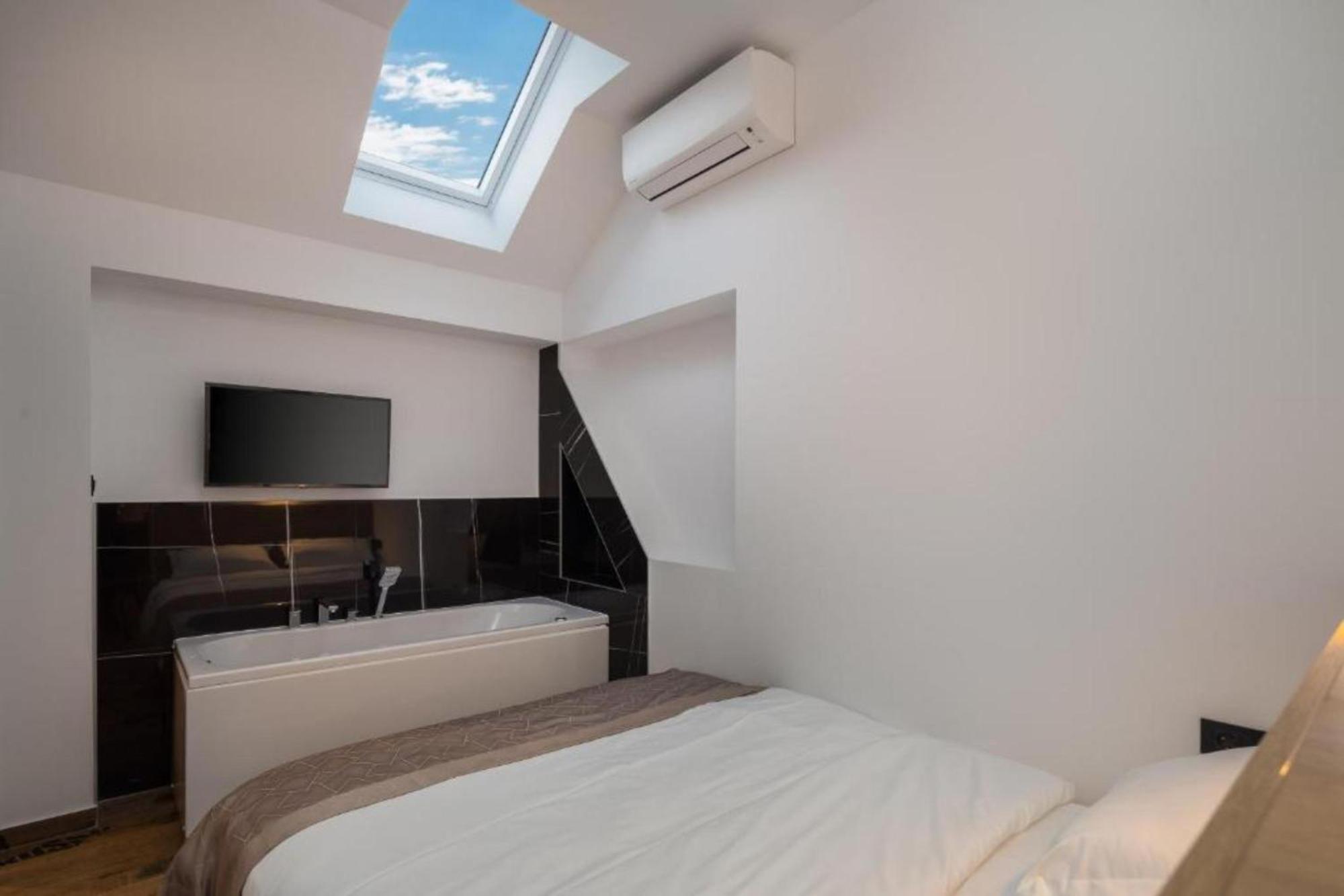 Top Rooms Сплит Екстериор снимка