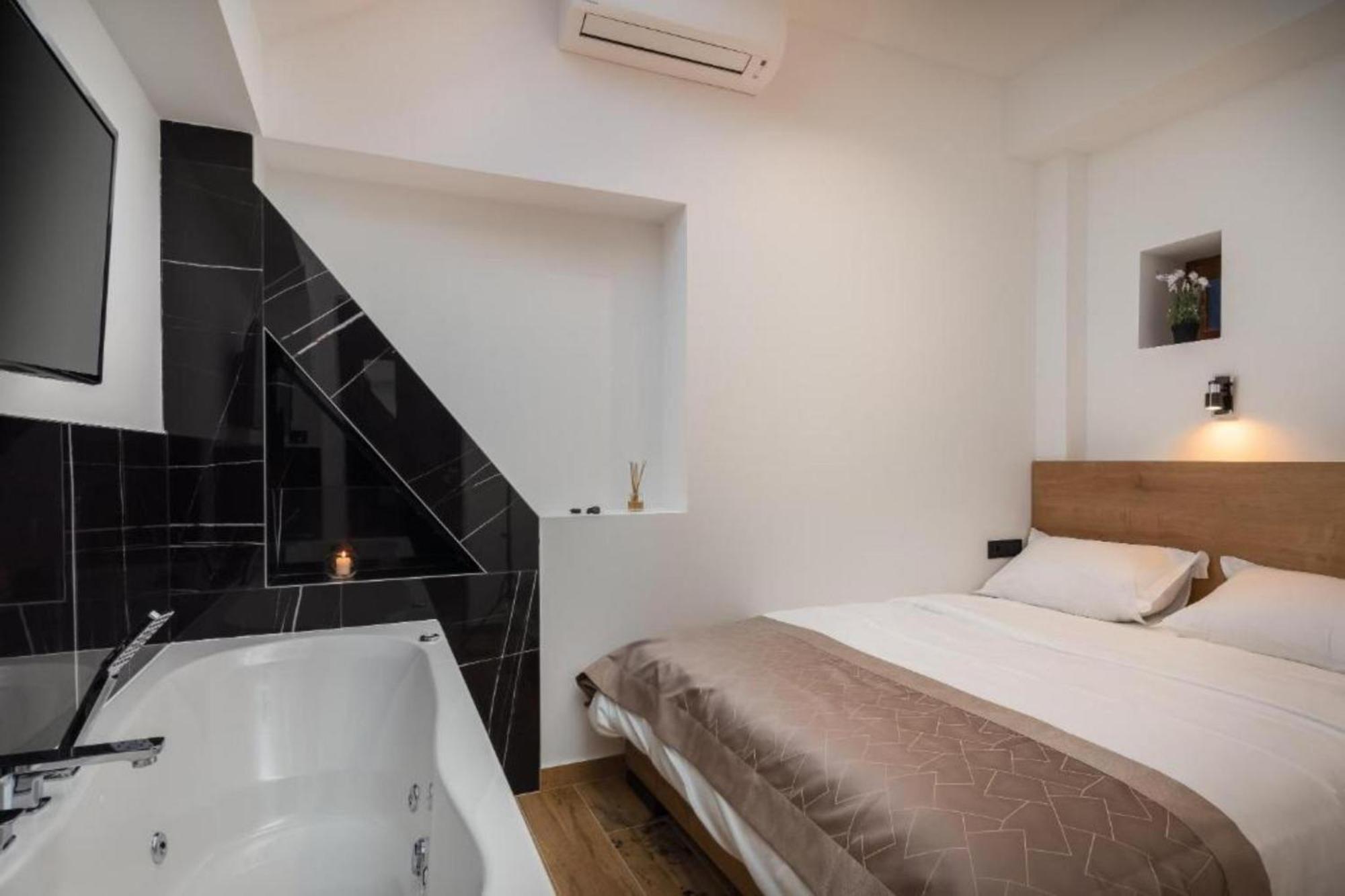 Top Rooms Сплит Екстериор снимка