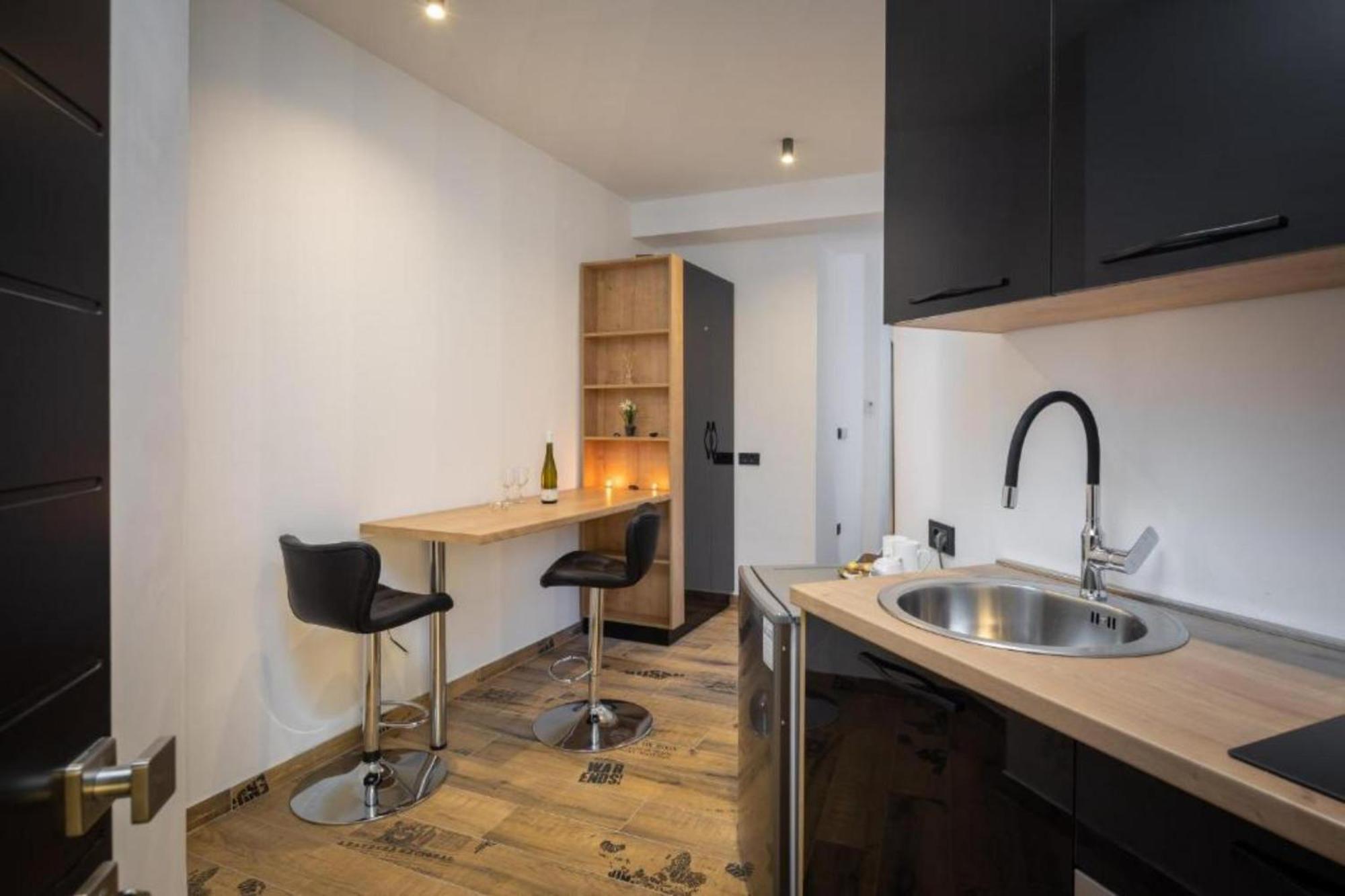 Top Rooms Сплит Екстериор снимка
