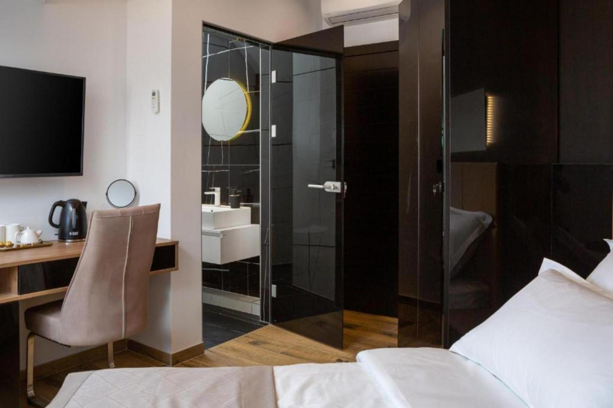 Top Rooms Сплит Екстериор снимка