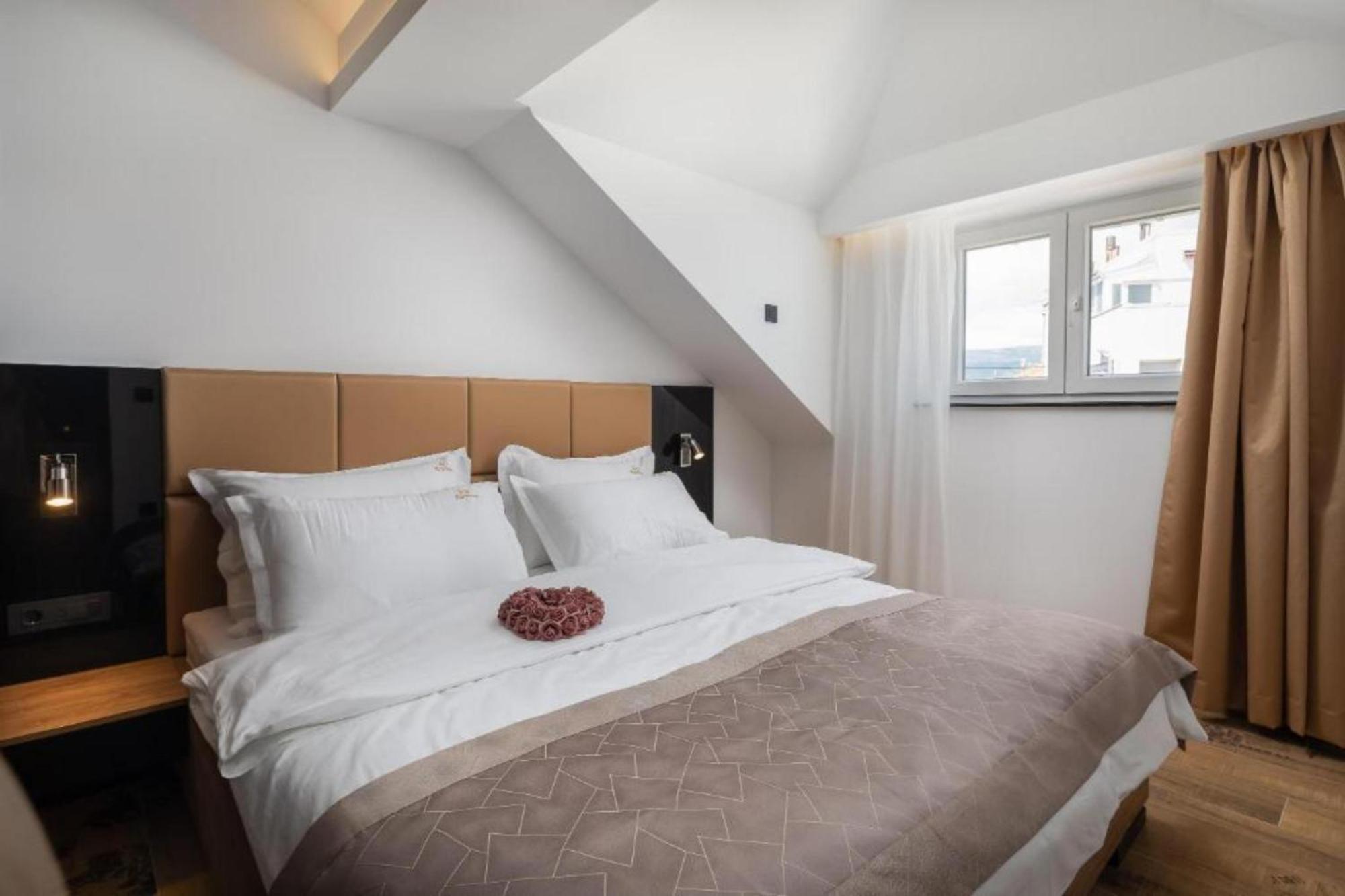 Top Rooms Сплит Екстериор снимка