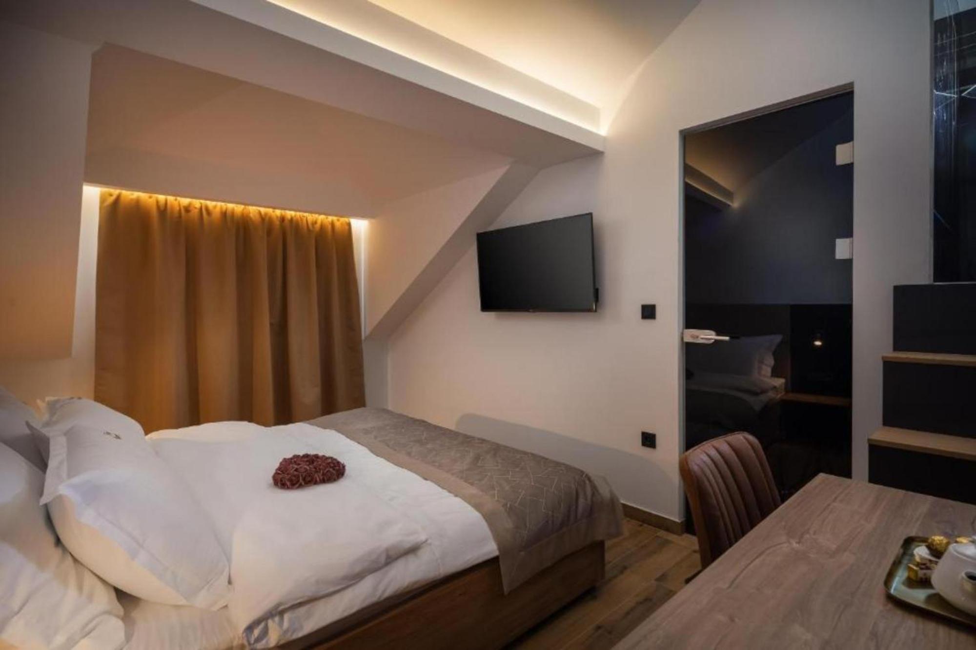 Top Rooms Сплит Екстериор снимка